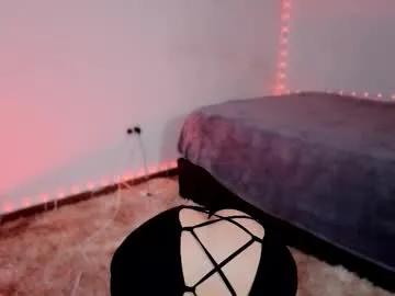 Freechat _ariiaa_ on Chaturbate