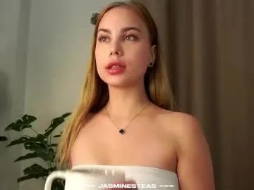 Private _jasminestea_ on Chaturbate