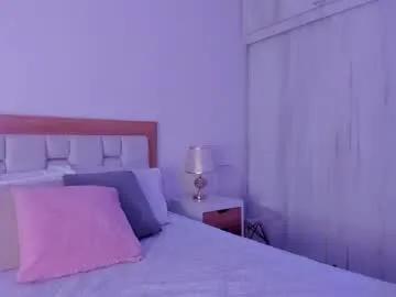 Freechat _natasha18_ on Chaturbate