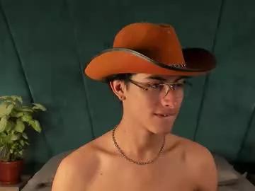 Freechat aaron_eze on Chaturbate