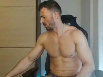 Private aaront0pmuscles on Chaturbate