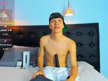 Freechat abraham_horny18 on Chaturbate