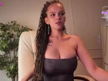 Freechat adalyn_glow on Chaturbate