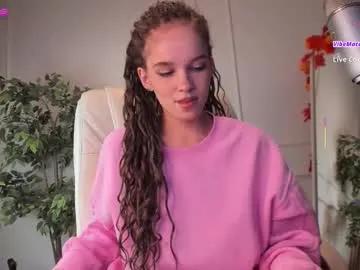 Freechat adalyn_glow on Chaturbate