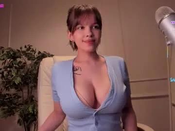 Freechat adalyn_glow on Chaturbate