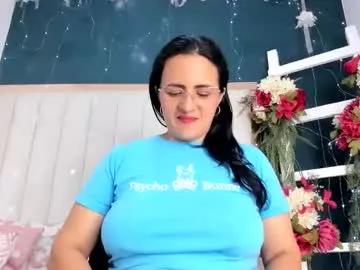 africa_holmes — GOAL:  Squirt all over, make the chair dripping wet! [250 tokens remaining]  Welcome to the wet room Favorite patterns (5,22,55,111,500) #squirt #mature #chubby #bigboobs #milf