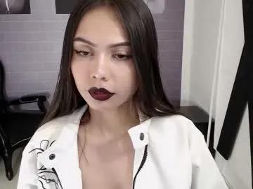 Freechat aleesha_cameron02 on Chaturbate