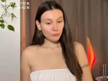 Freechat ameliahenderson on Chaturbate