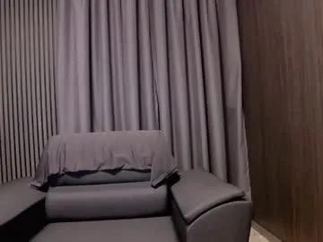 Freechat antoniovalentinidiamond on Chaturbate