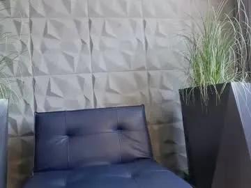 Freechat antoniovalentinidiamond on Chaturbate