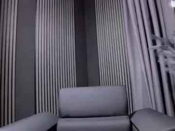 Freechat antoniovalentinidiamond on Chaturbate