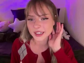 averyyy333 — your fav girl is back! join me guys! #shy #new #teen #bigboobs