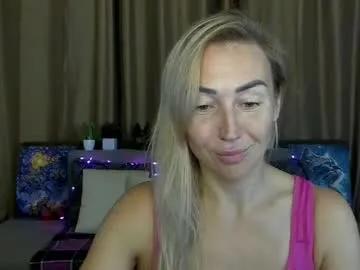 Freechat ay_kiss_jully on Chaturbate