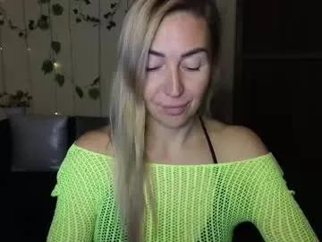 Freechat ay_kiss_jully on Chaturbate