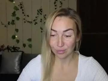 Freechat ay_kiss_jully on Chaturbate