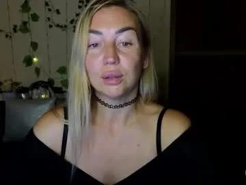 Freechat ay_kiss_jully on Chaturbate