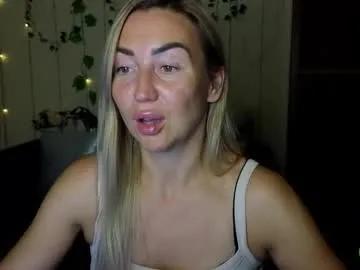 Freechat ay_kiss_jully on Chaturbate