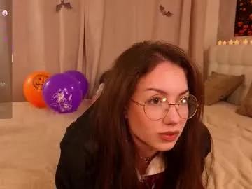 Freechat bellarasole on Chaturbate