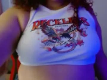 Freechat blueevelvet on Chaturbate