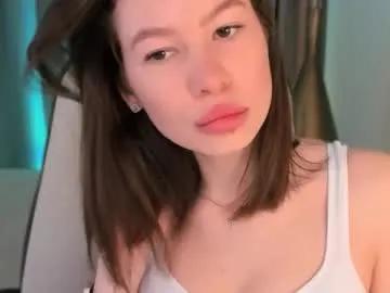 cammila_cute — GOAL: spank my perfect butt [18 tokens remaining]   =    #nonude #daddysgirl #british #saliva #young