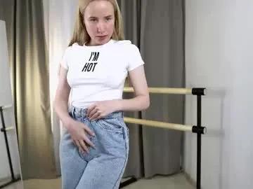 cassie_kelman — GOAL: Spank naked ass [67 tokens remaining]  #anal #daddysgirl #smalltits #blonde #squirt