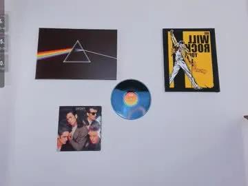 Freechat cassieholland on Chaturbate