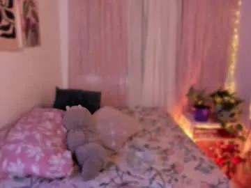 Freechat cherries_and_wine_ on Chaturbate