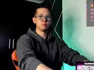 Freechat cristhoperfly on Chaturbate