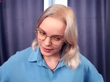 Freechat deannmaslen on Chaturbate