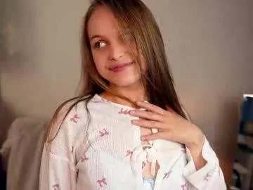 Freechat dierafauxa on Chaturbate