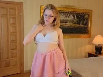 domoniqueepperley — My name is Alina and I am #new model on CB #18 #smalltits #shy #teen Goal:suck fingers:3 [88 tokens remaining]