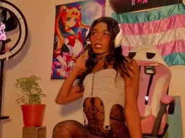 effy_marinn on Chaturbate 