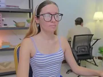 Freechat ellcrys on Chaturbate