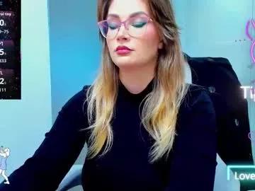 Freechat evelyne_rose on Chaturbate