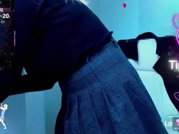 Freechat evelyne_rose on Chaturbate