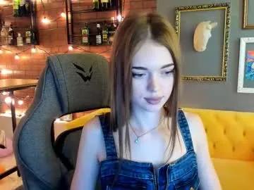 Freechat flexyfoxy on Chaturbate