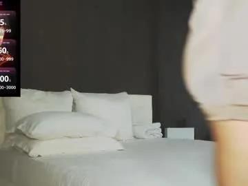 Freechat hefner_girl on Chaturbate