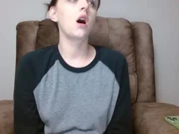 Freechat hi_cut_cutie on Chaturbate