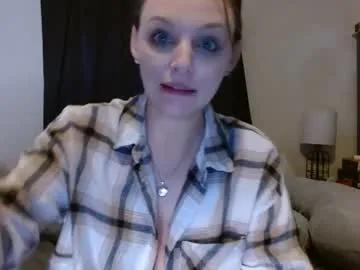 Freechat hi_cut_cutie on Chaturbate