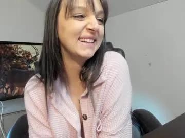 Freechat hi_cut_cutie on Chaturbate