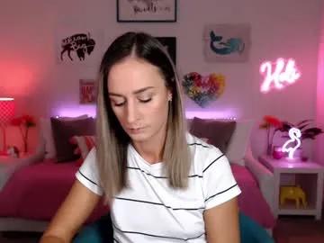 Freechat holihurricane on Chaturbate