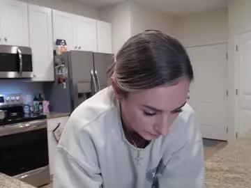 Freechat holihurricane on Chaturbate