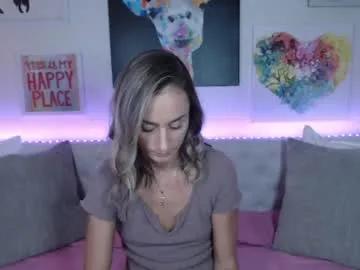 Freechat holihurricane on Chaturbate