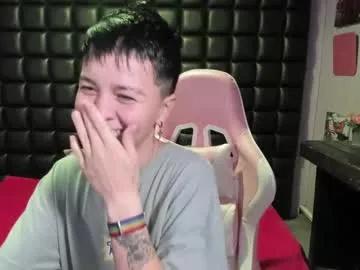 hothannah_ — GOAL: 120 show ass [908 tokens remaining] Welcome to my room #lesbian #tomboy #slim #saliva