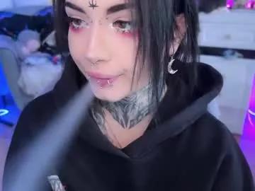 Freechat i_died_again on Chaturbate