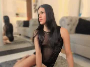 Freechat isa_little_star on Chaturbate