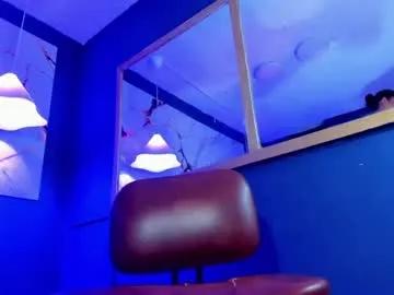 isa_lovestory — I put my dildo in and it takes out all my milk [795 tokens remaining]