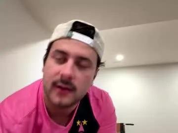 Freechat italianladd on Chaturbate