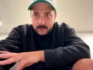 Freechat italianladd on Chaturbate