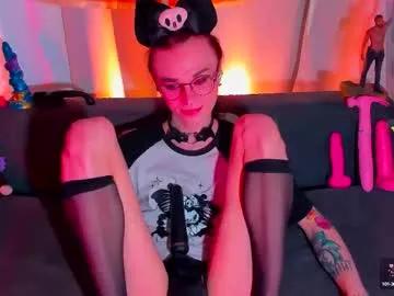 Freechat katashisenpai on Chaturbate